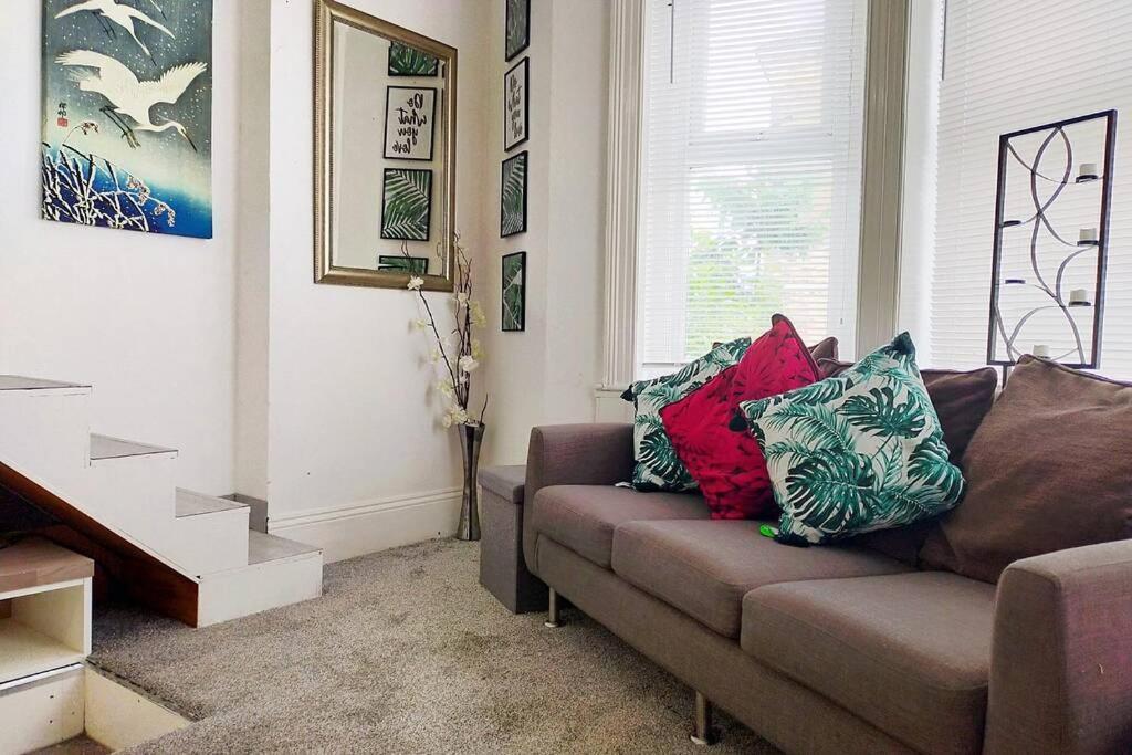 Cute & Cosy Loft-Style Studio Close To Beach Leilighet Bournemouth Eksteriør bilde